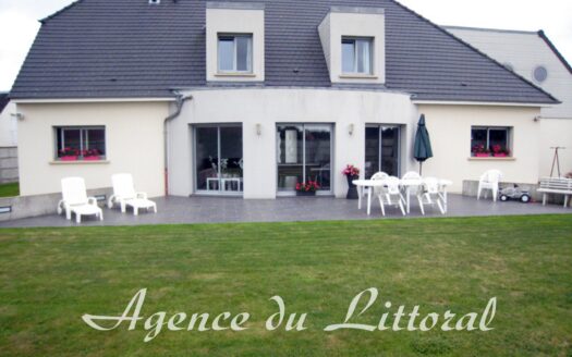 Maison d’architecte de 222 m² à vendre à Hautvillers-Ouville